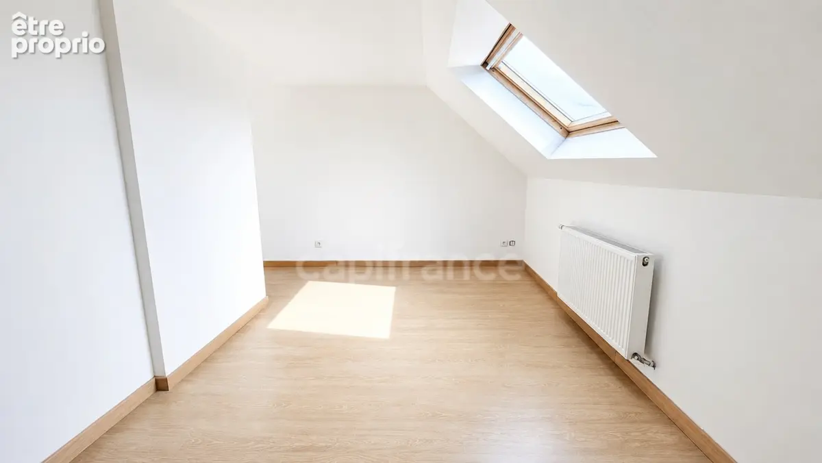 Maison semi-individuelle rénovée 104 m² – 2 chambres + bureau – Garage – Jardin – Denain - photo 7