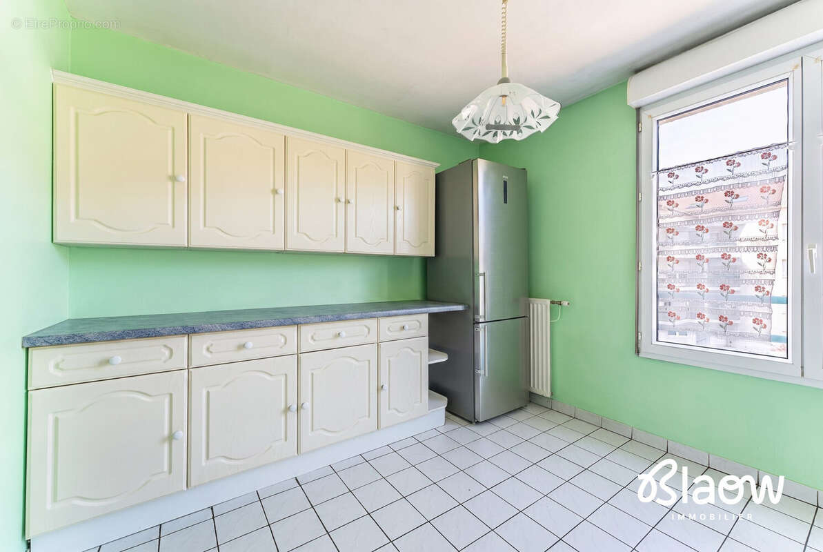Appartement 90 m² à Meyzieu  - photo 6
