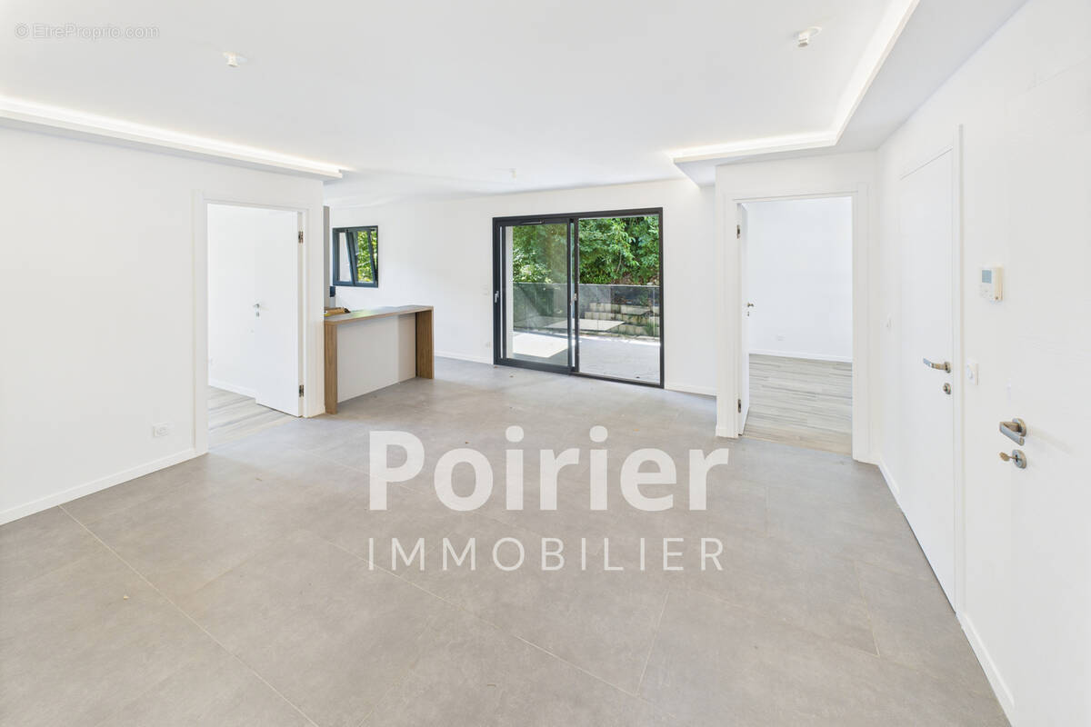 Appartement à NEUVECELLE