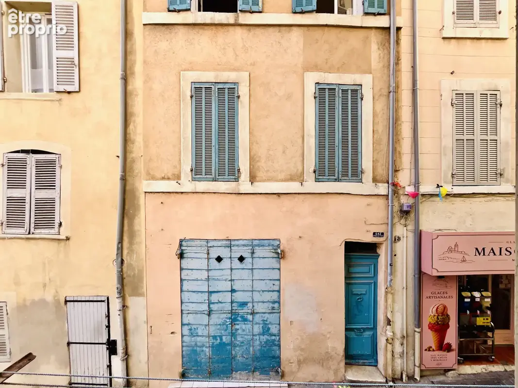 Marseille Panier : T2 rénové - photo 2