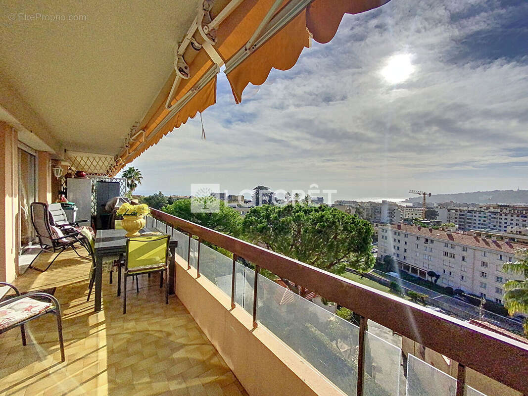 Penthouse  123 m² - 4 pièces - garage- vue mer - photo 3