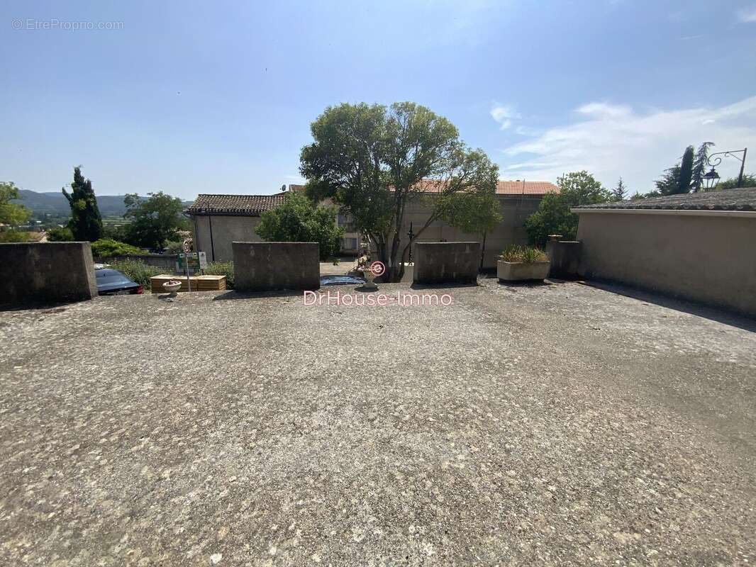 Appartement à CADENET