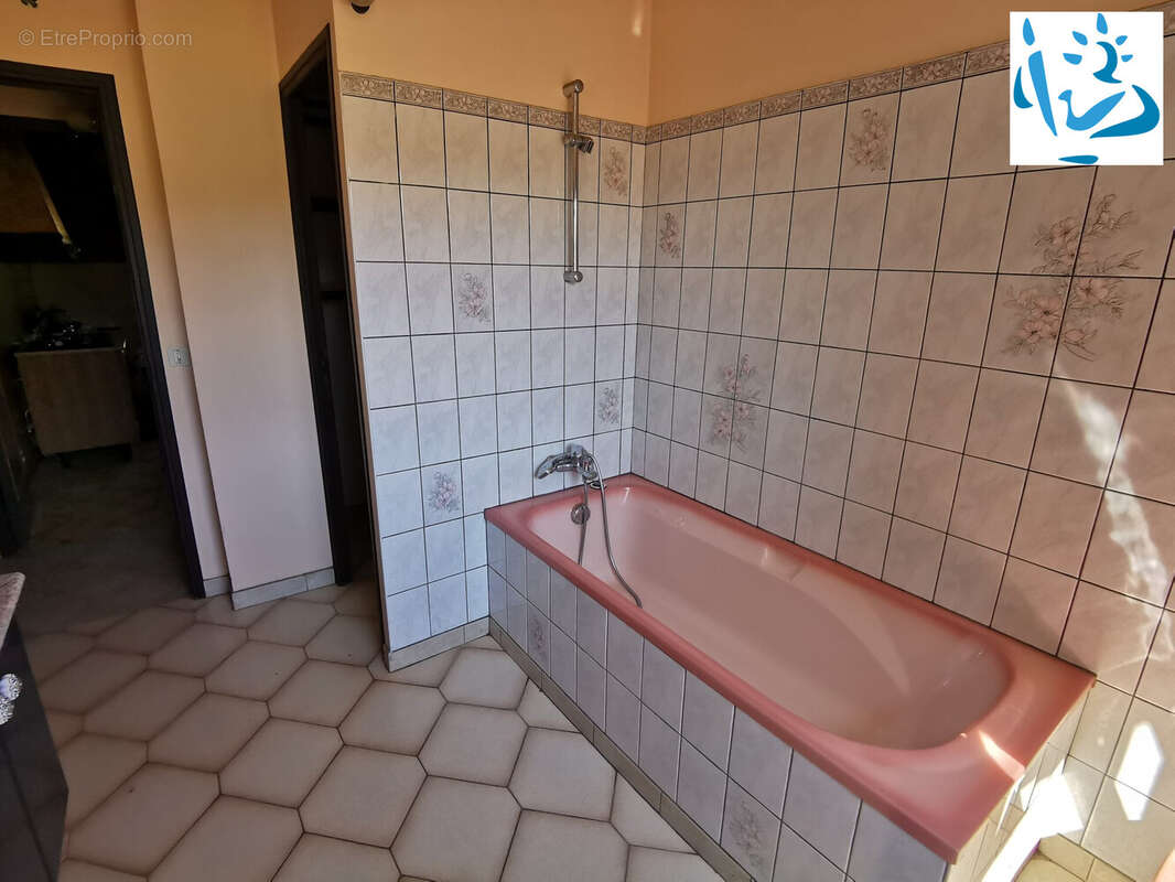 Maison 139 m² à Beaumont-De-Lomagne  - photo 9