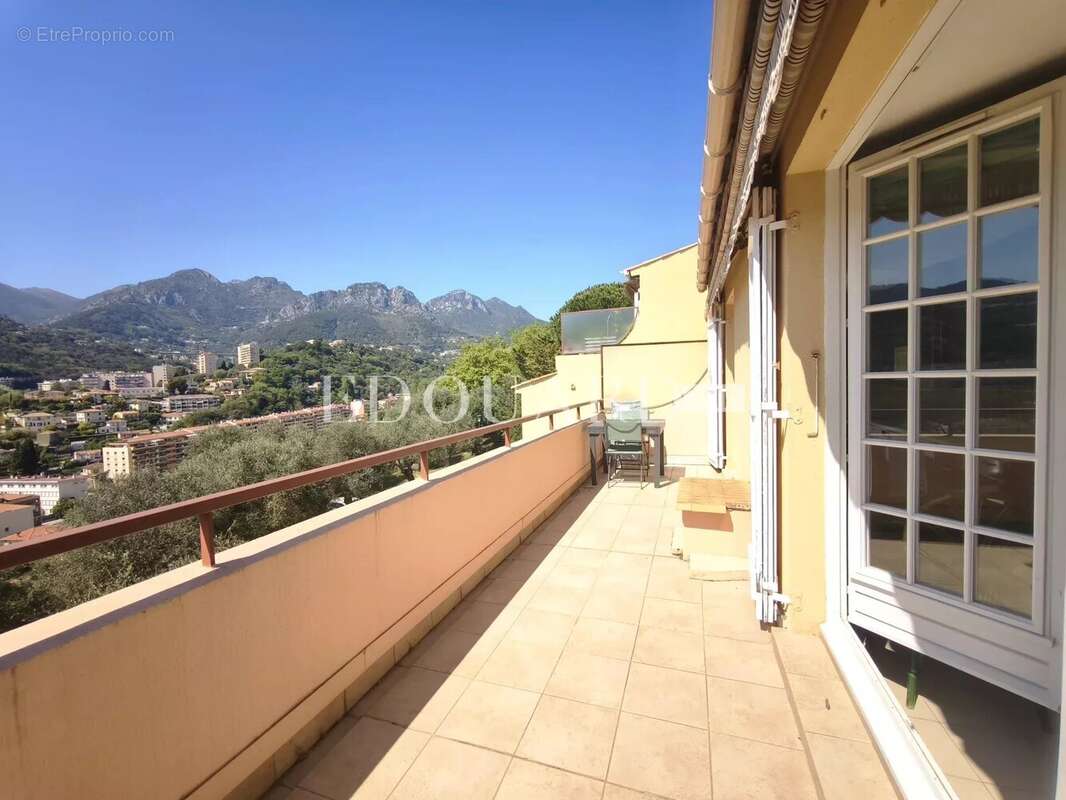 Appartement à MENTON