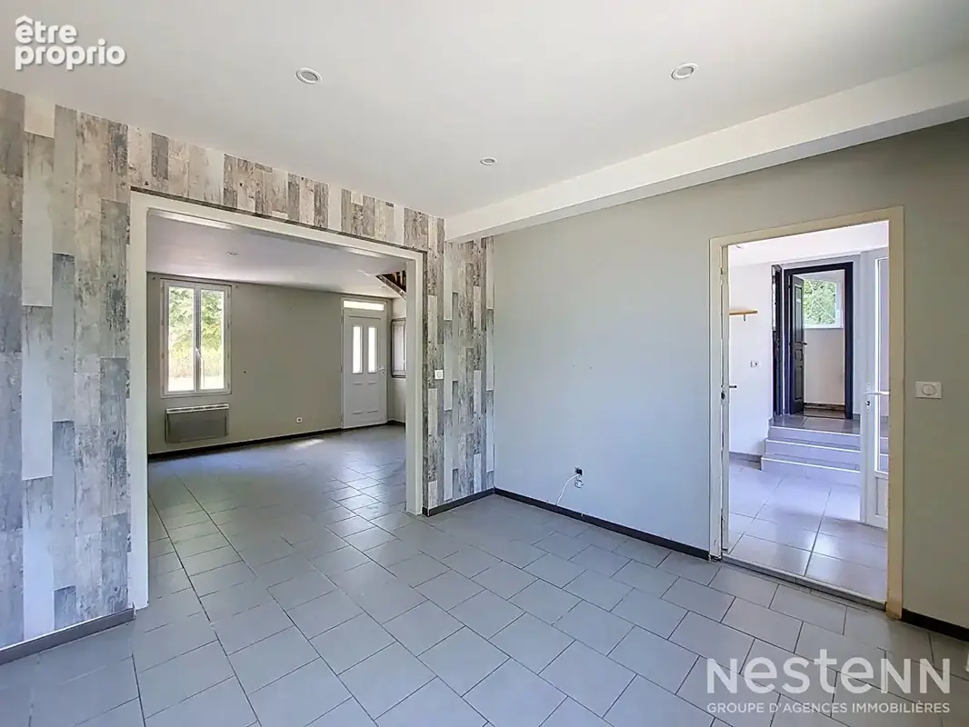 À vendre Maison de 128 m² avec terrain de 1 966m² et garage à Sainte-Maure-de-Peyriac - photo 9