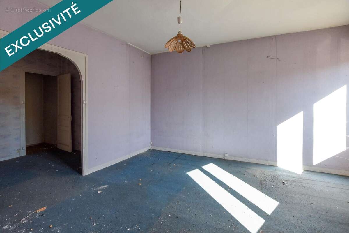 Photo 8 - Appartement à SURY-LE-COMTAL