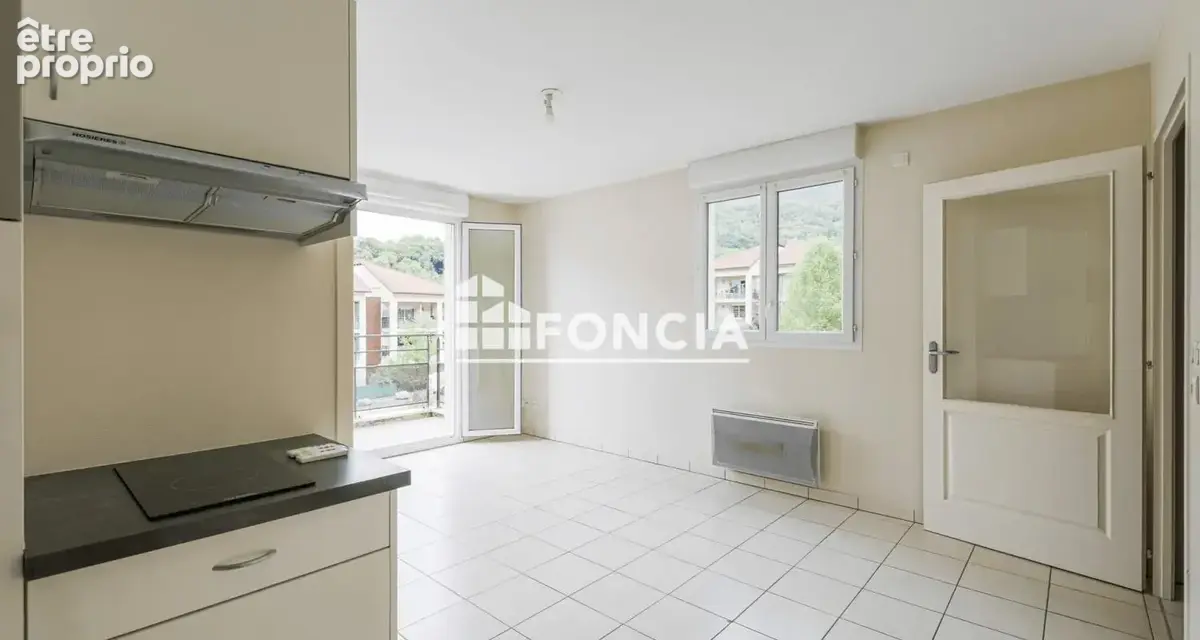 T2 - copropriété de standing - possibilité garage - photo 5