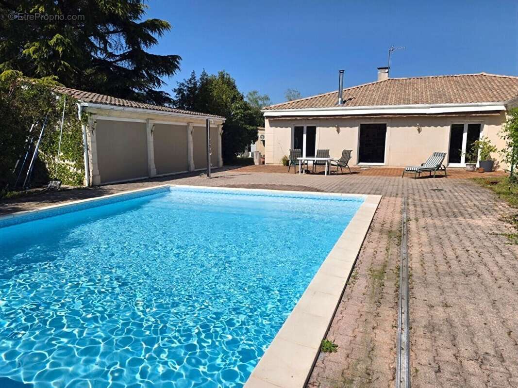 Maison Eysines 6 pièces 210 m² - photo 14