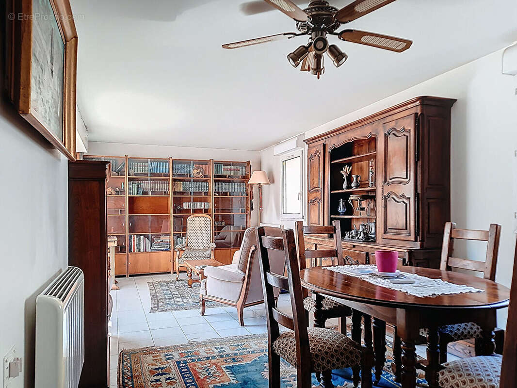 Appartement à MARSEILLE-12E