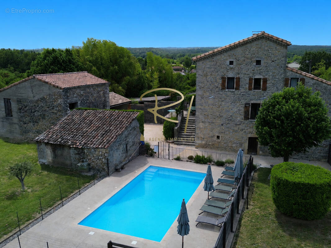 Maison à RUOMS