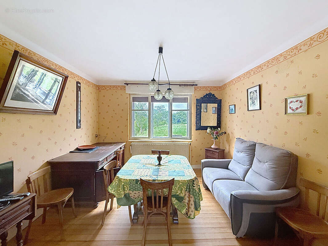 Maison à SAALES
