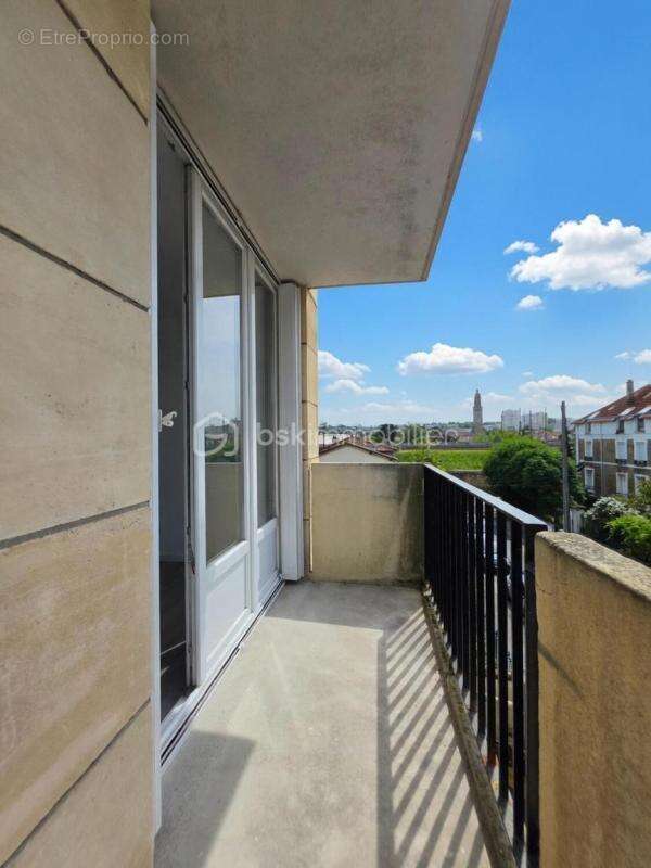 Appartement à VILLEMOMBLE