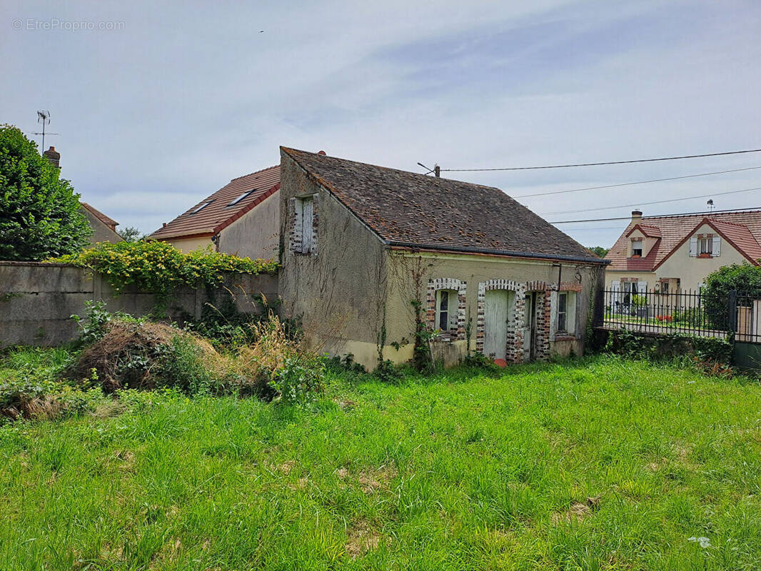 Maison à NARGIS