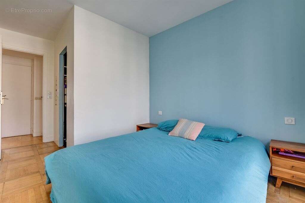 Appartement à PARIS-20E