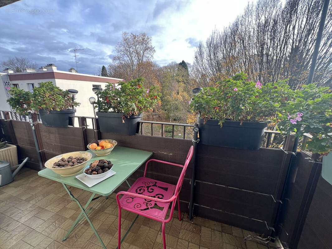 Appartement à SAINT-BRICE-SOUS-FORET