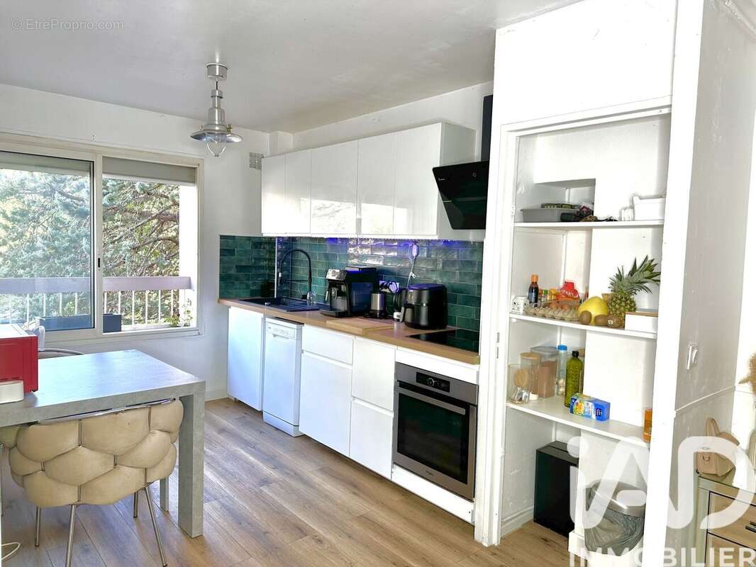 Photo 2 - Appartement à LA VALETTE-DU-VAR