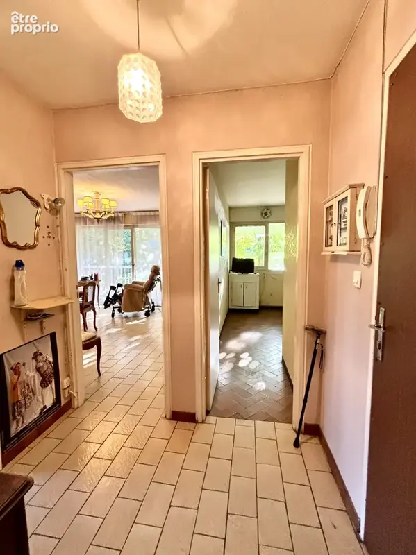 Appartement t2 avec balcon - cenon   résidence ronceval - photo 12