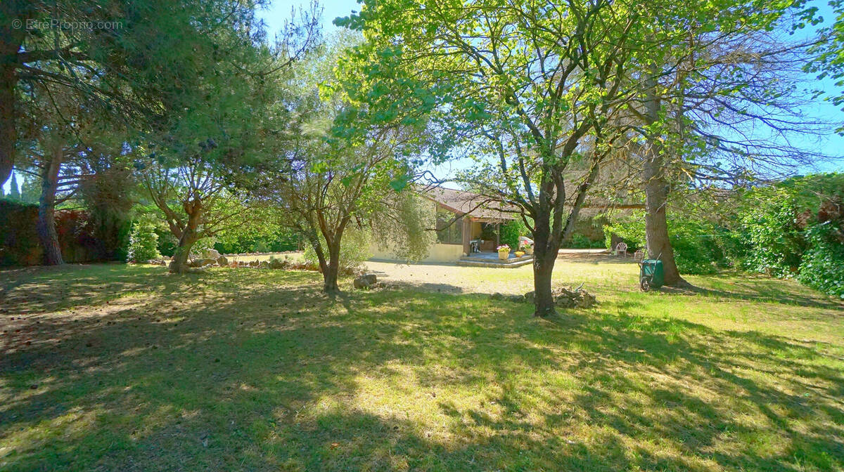 Maison à PEYMEINADE