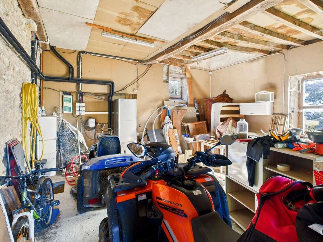 Maison à ABJAT-SUR-BANDIAT