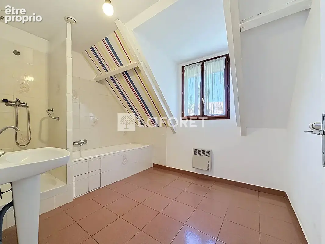 Champigny sur marne - coeuilly - avenue du parc - maison de 8 pieces et 5 chambres - photo 7