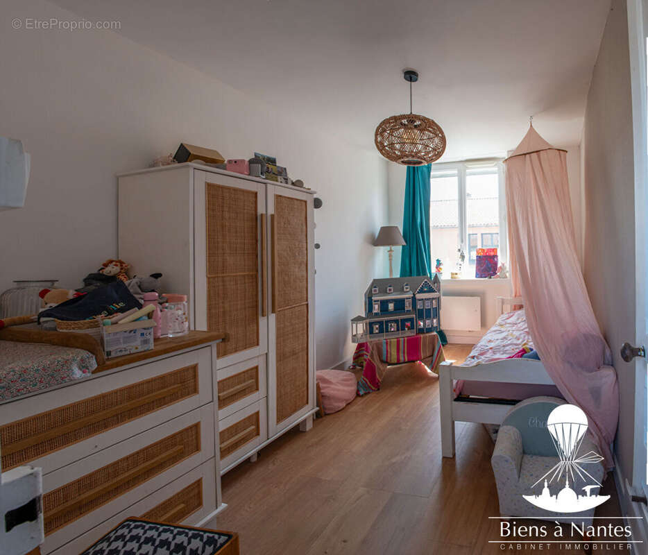 A vendre sevremoine local vitrine commerciale- appartement - hangar  - loft - photo 10