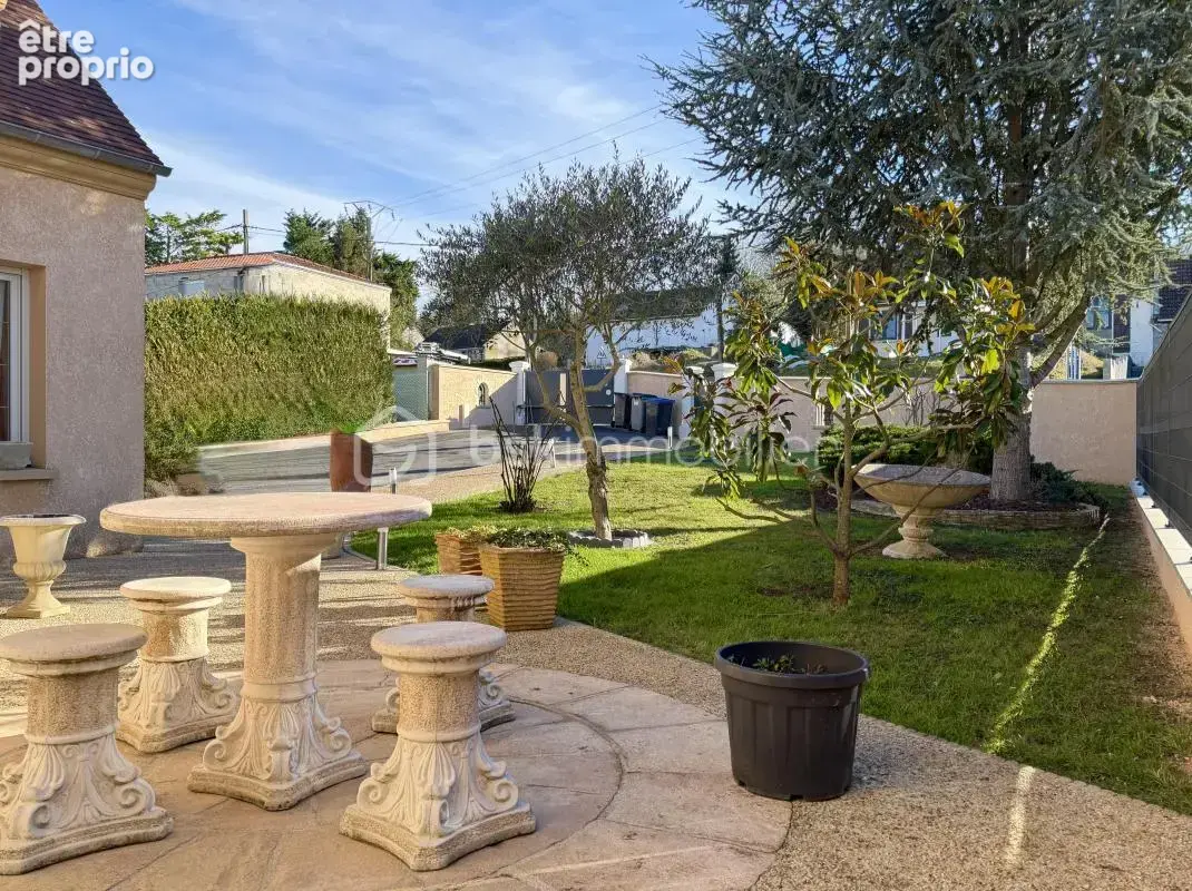 À vendre – Maison d’architecte indépendante à Fublaines (2005) - photo 3