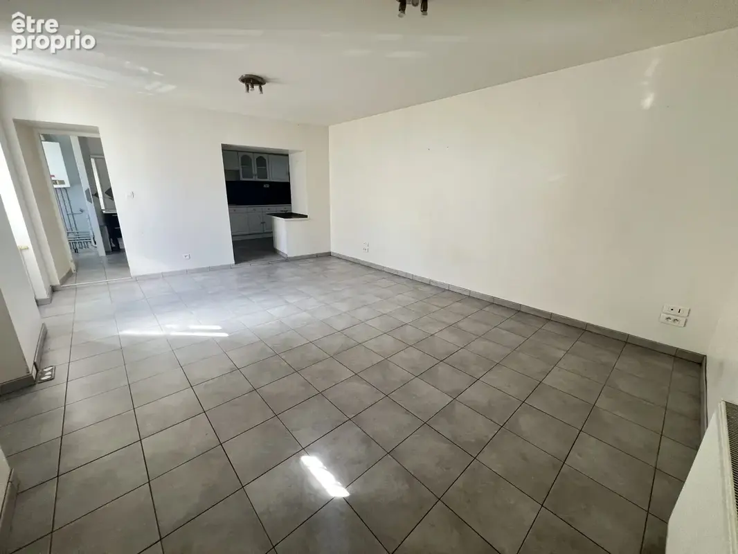 Appartement 650 m² à vendre à Montlucon (03100) - photo 5