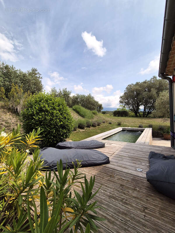 Maison à SAINT-PIERRE-DE-VASSOLS