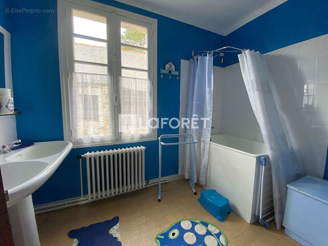 Maison  avec corps de ferme Ploëzal 5 pièce(s) 110 m2 - photo 12