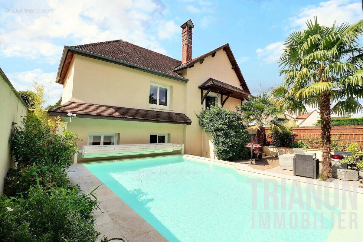 Maison à LES ALLUETS-LE-ROI