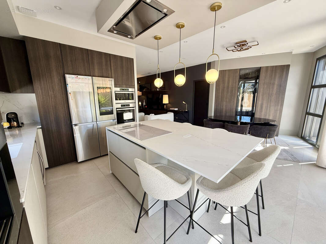 Maison à PRADES-LE-LEZ