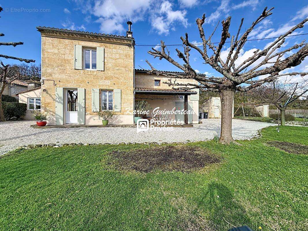 Maison à SAINT-EMILION