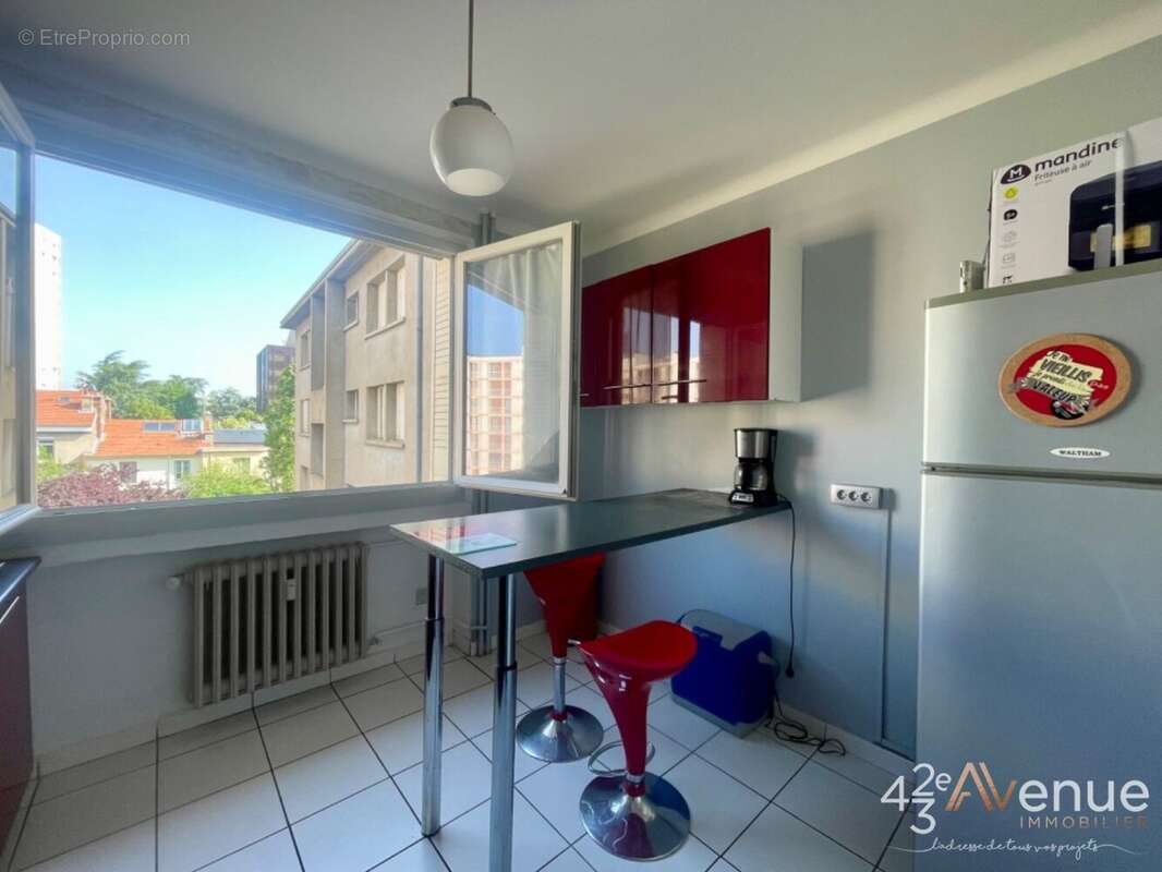 Appartement à SAINT-ETIENNE