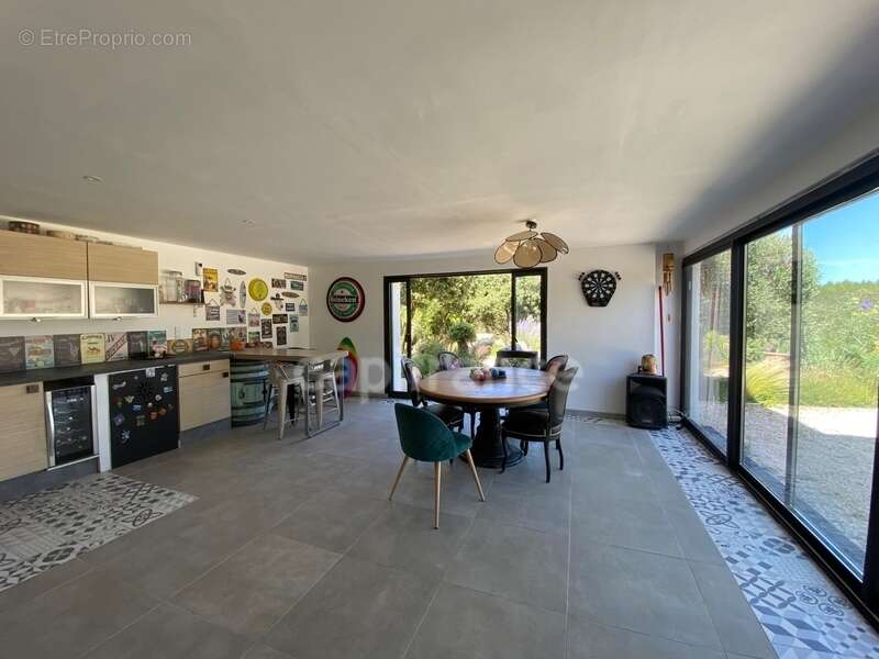 Maison à vendre avec vue panoramique à SAINT MAXIMIN (30) - photo 17
