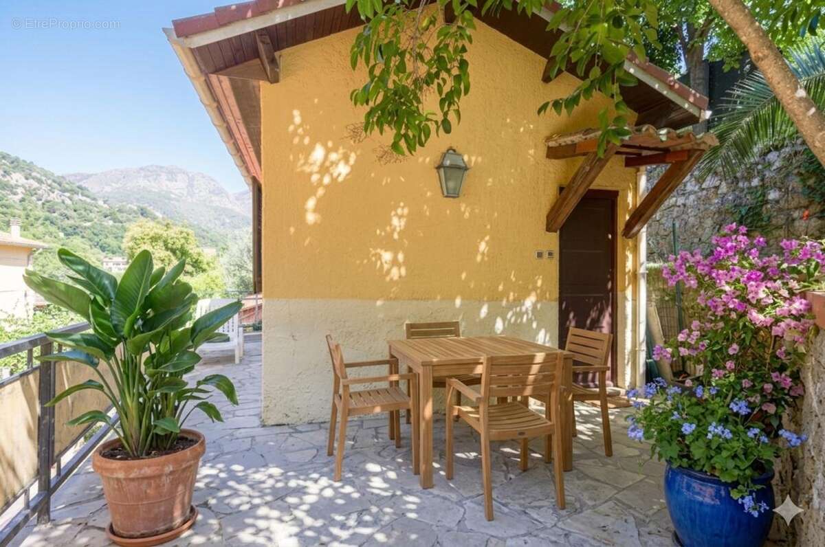 Maison à MENTON