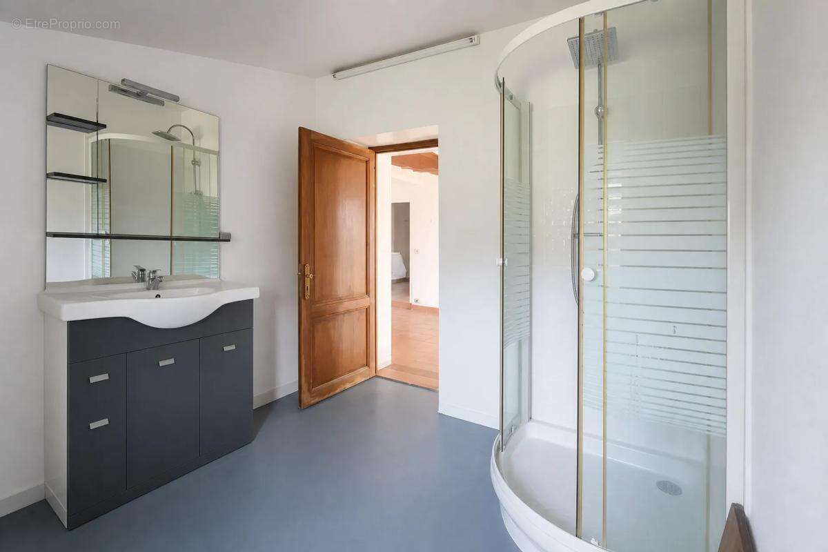 Maison en pierre avec piscine à Gageac-et-Rouillac - photo 17