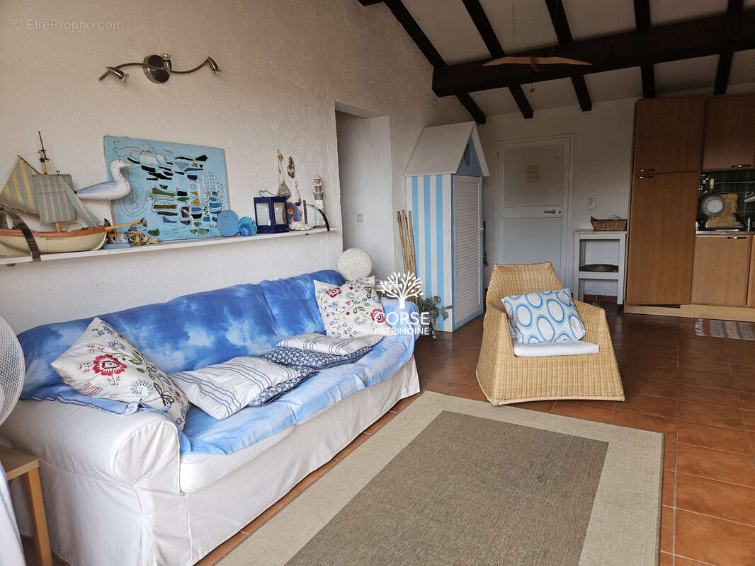 Appartement à LINGUIZZETTA