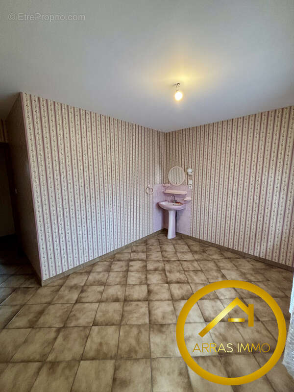 Maison à SAINTE-CATHERINE