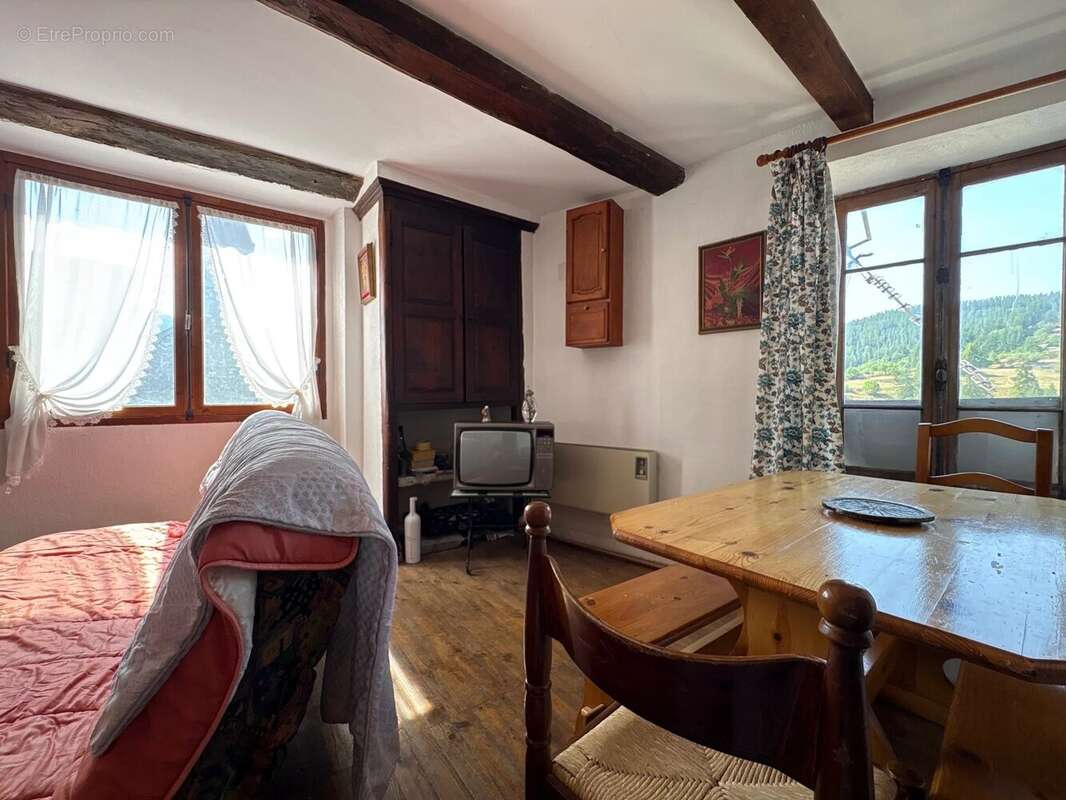 Appartement à BEUIL