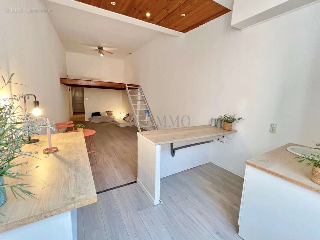 Appartement à FREJUS