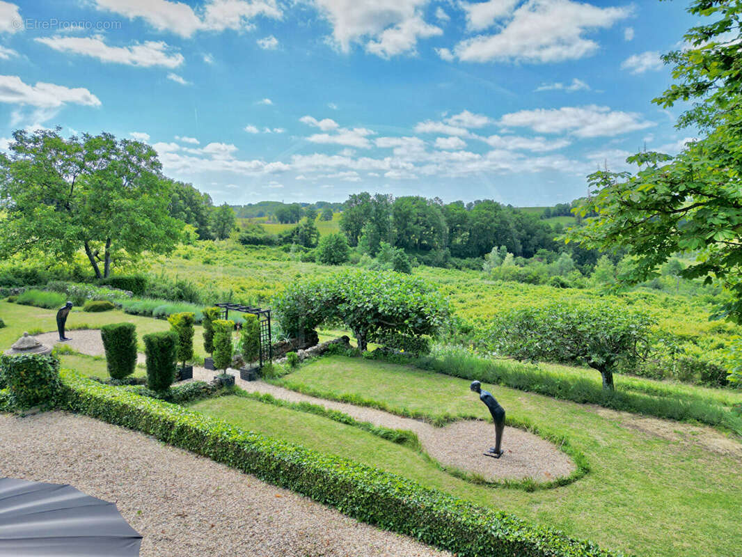 Maison à SAINT-EMILION