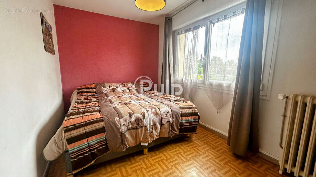 Maison à COURRIERES