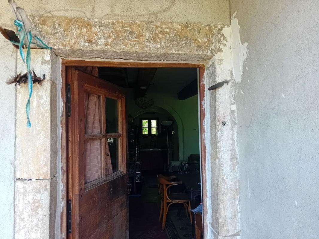 Maison à LIMOGNE-EN-QUERCY