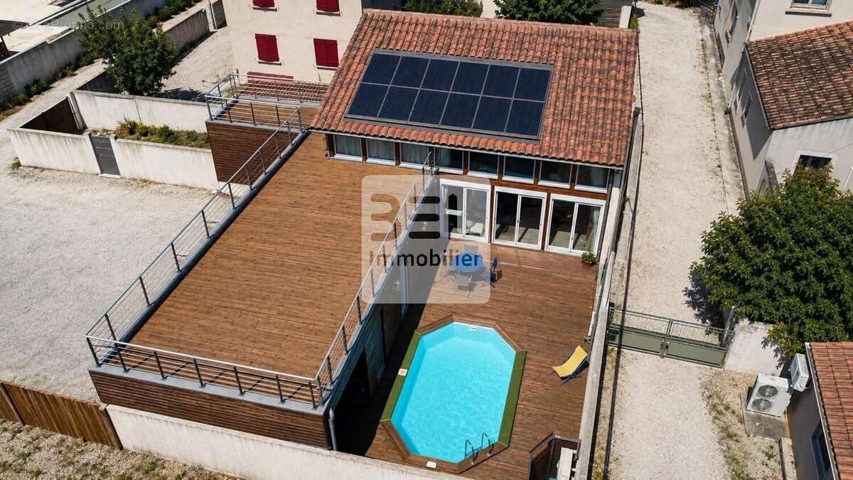 Maison à VEDENE