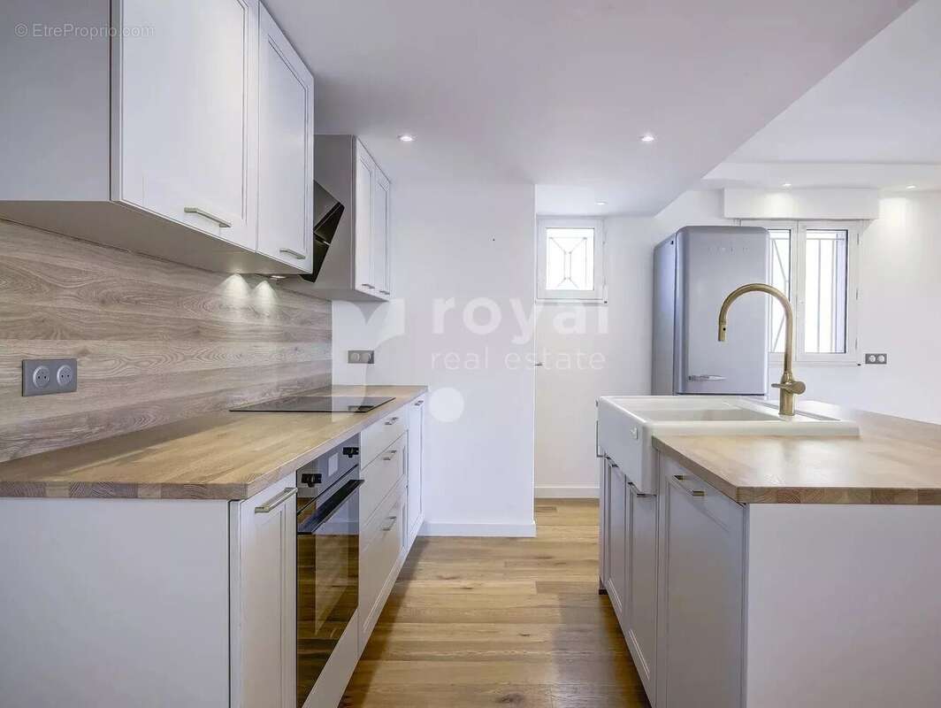 Appartement à MOUGINS