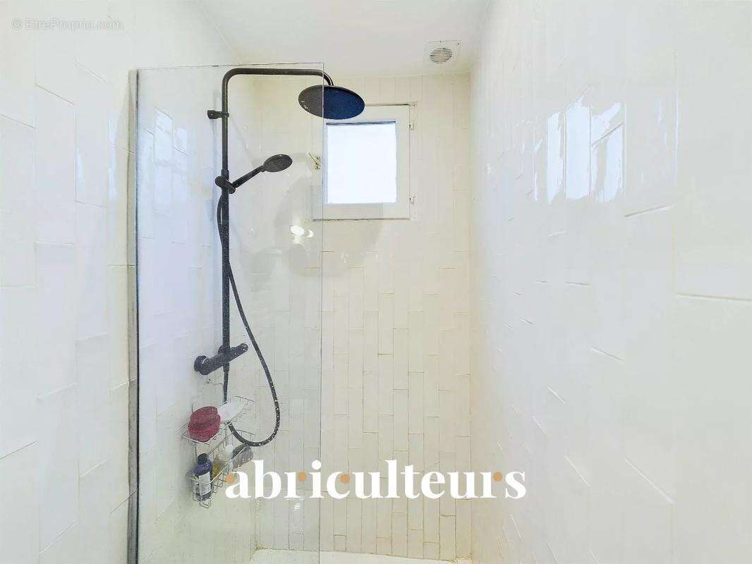 Appartement à PARIS-9E