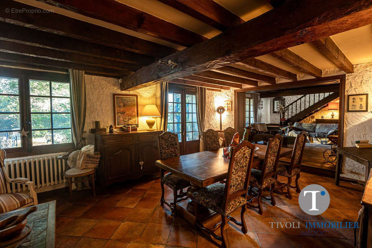 Maison à LESPARRE-MEDOC