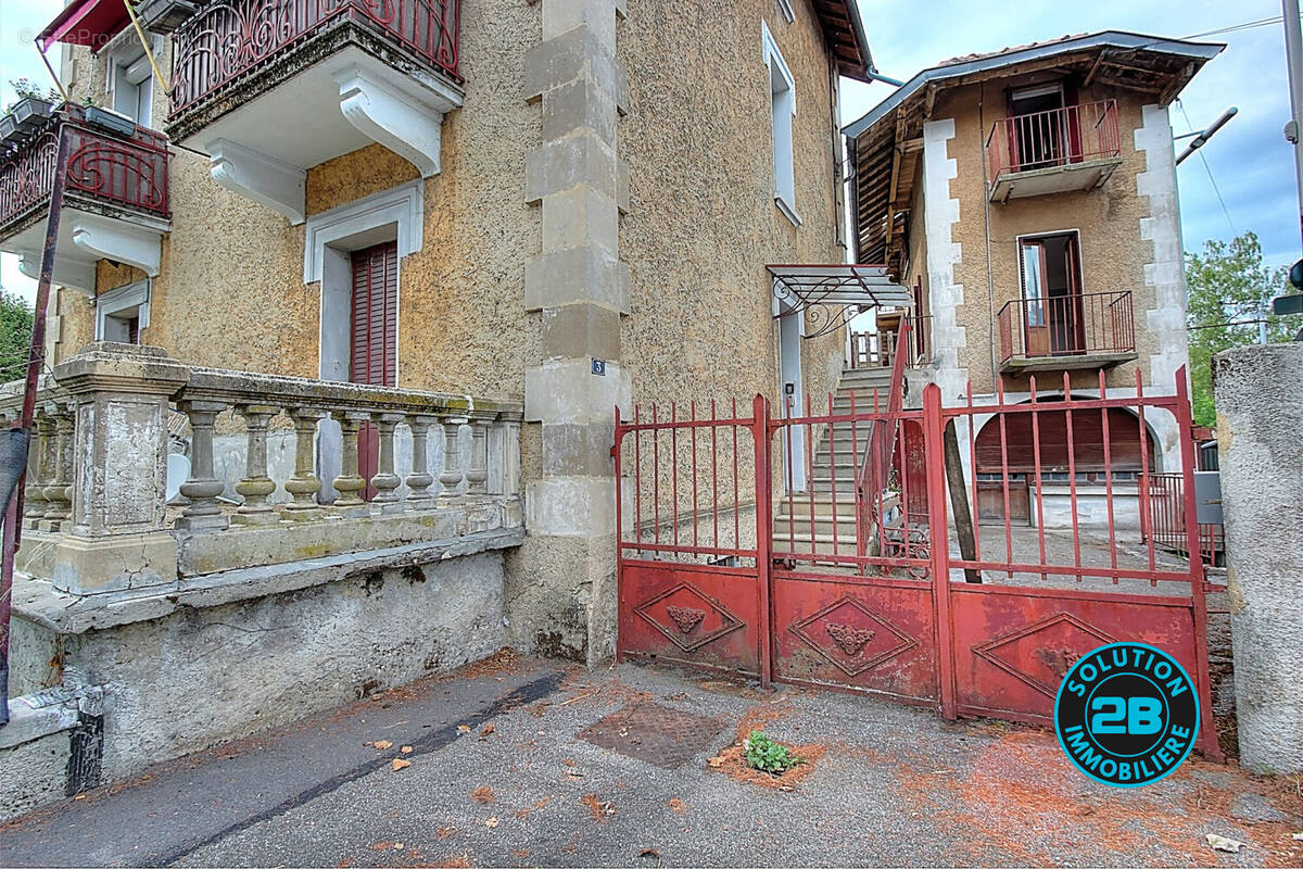 Appartement à AIX-LES-BAINS