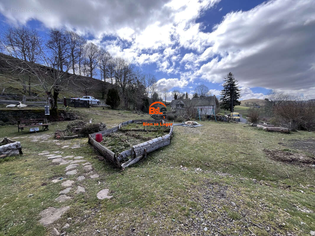 Maison à MARCHASTEL