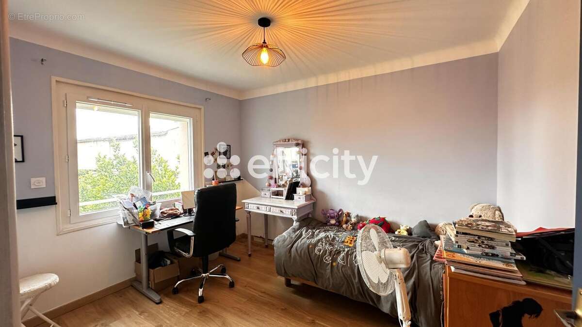 Maison 132 m² à Nyons  - photo 8